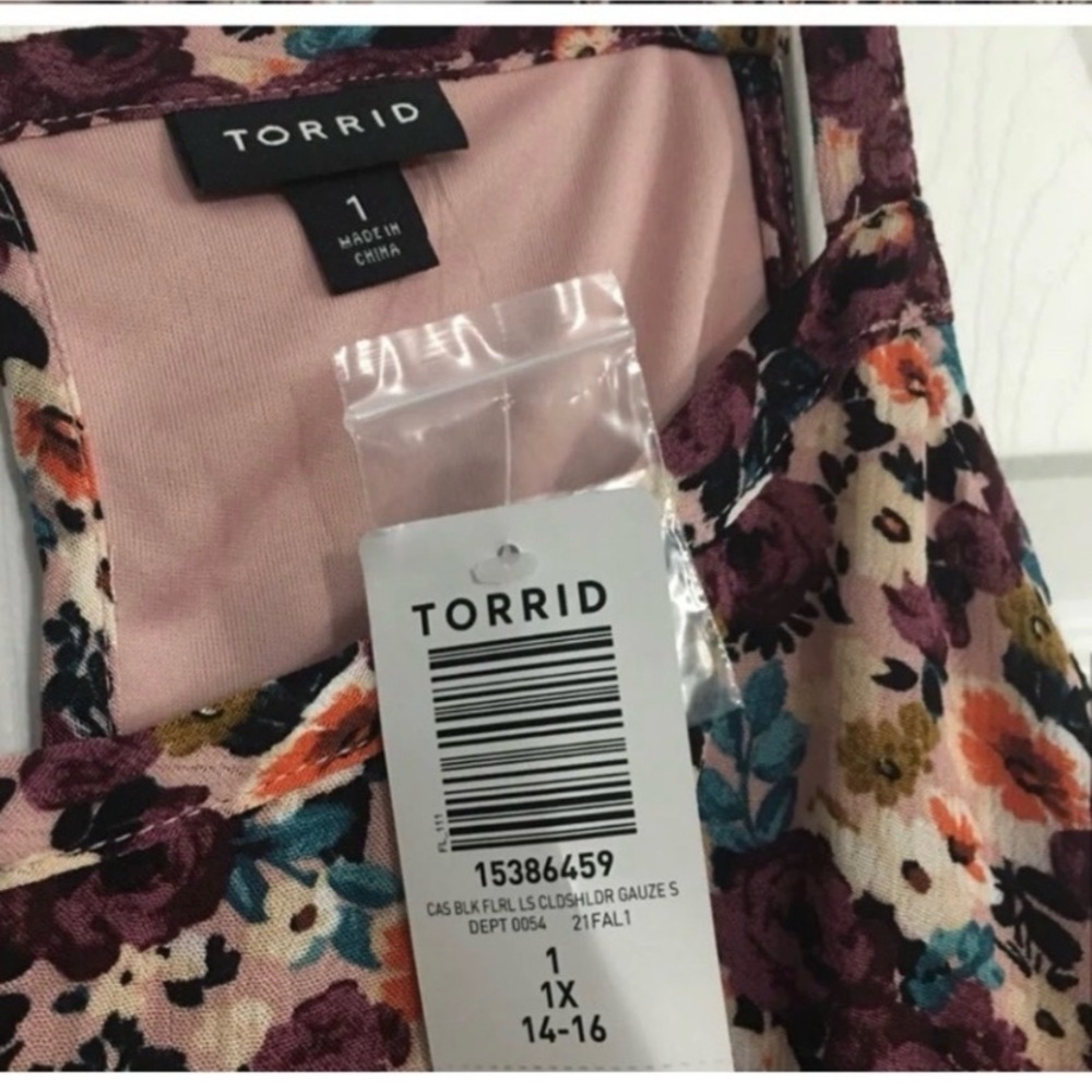 TORRID Ditsy Floral Open Sleeve Dress - Picture 6 of 7
